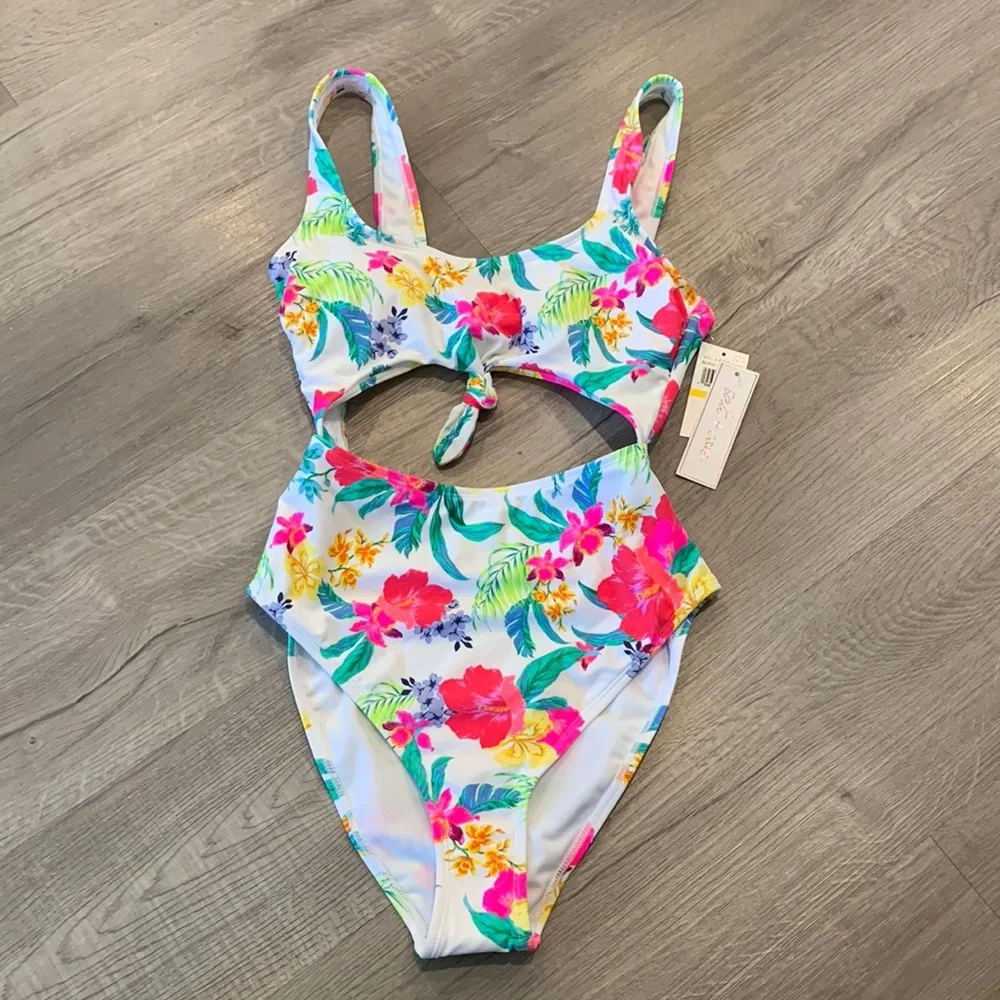 SALT + COVE Juniors' Retro Hibiscus Knot- Front One-Piece Swimsuit